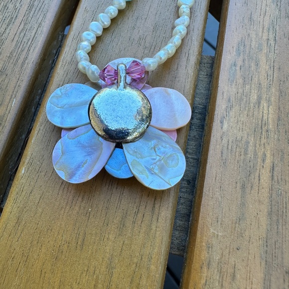 SOLD Shell & Wood Jewelry Lot - Picture 3 of 16